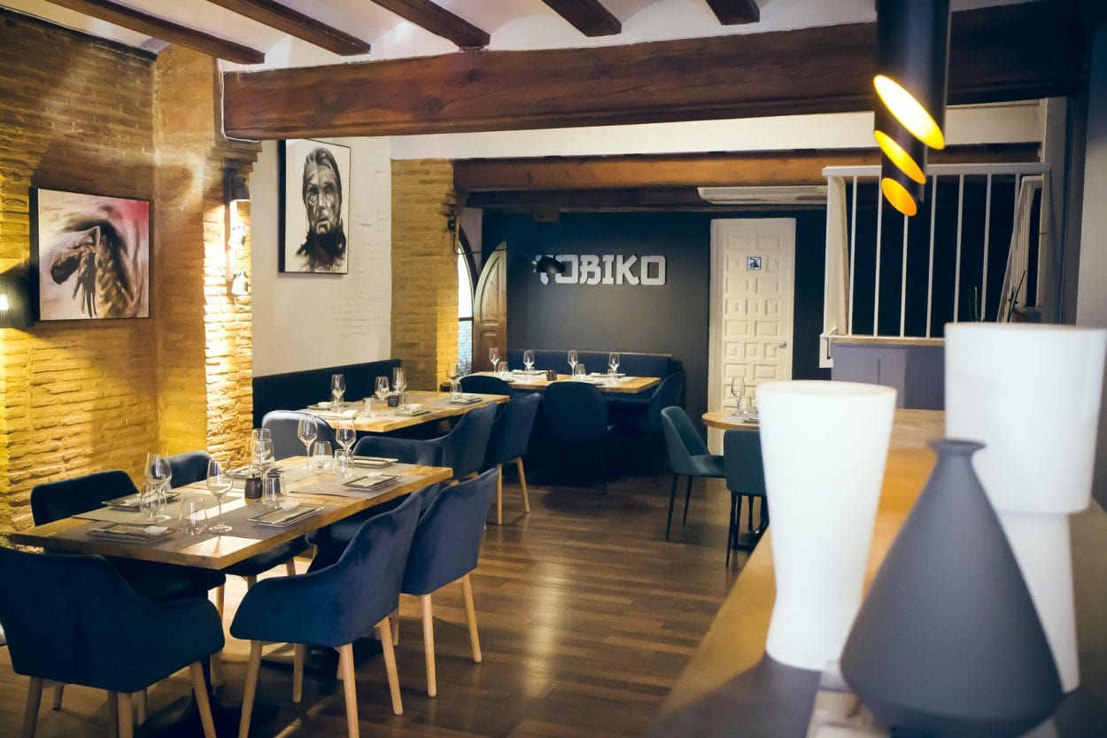 Tobiko interior